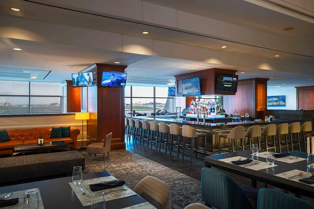 Renaissance Concourse Atlanta Airport Hotel photo 28