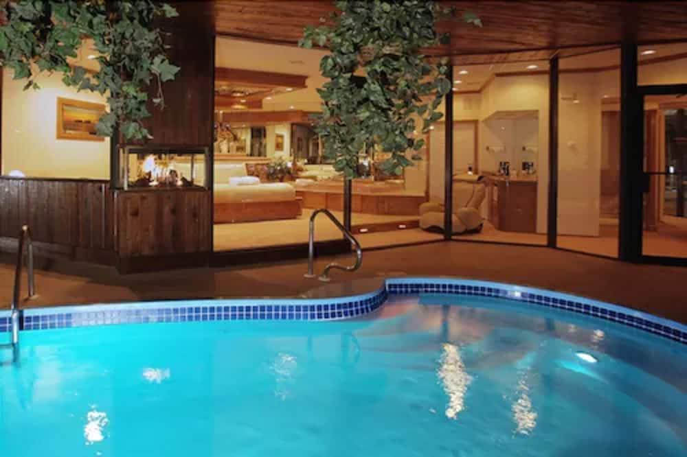 Sybaris Pool Suites Mequon photo 50