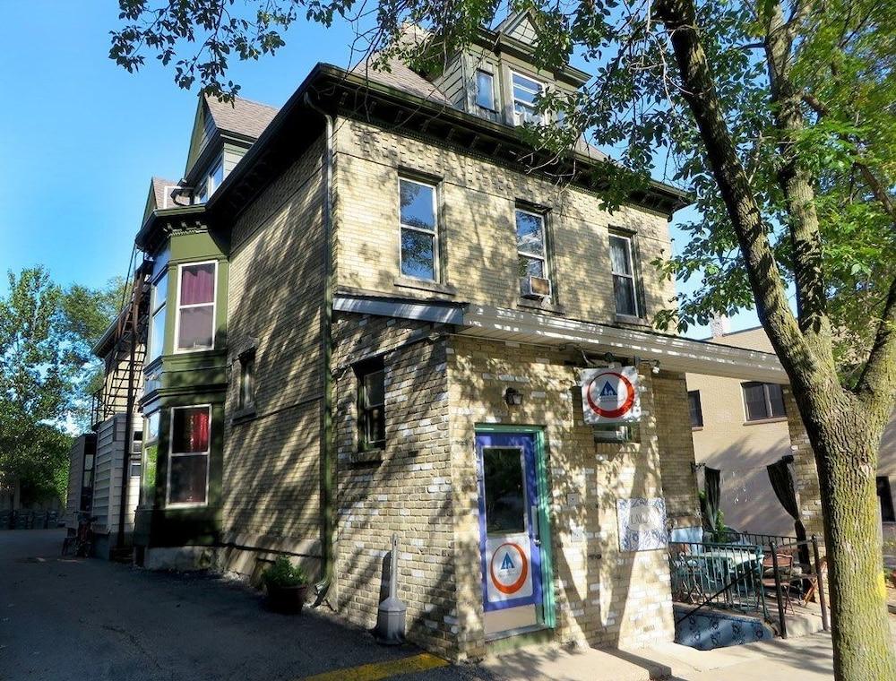 HI Madison - Hostel photo 1
