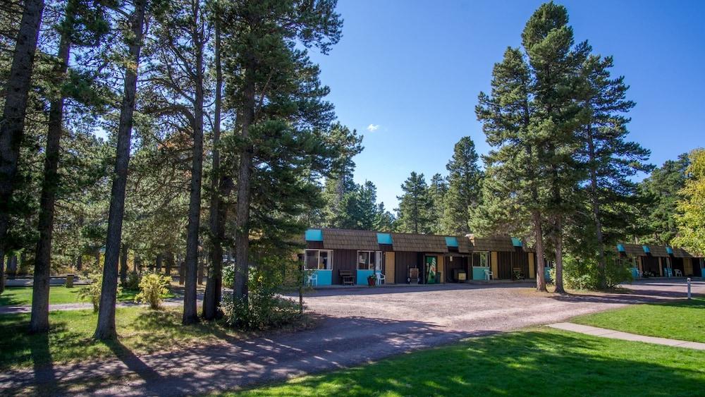 Mountain Pine Motel photo 3