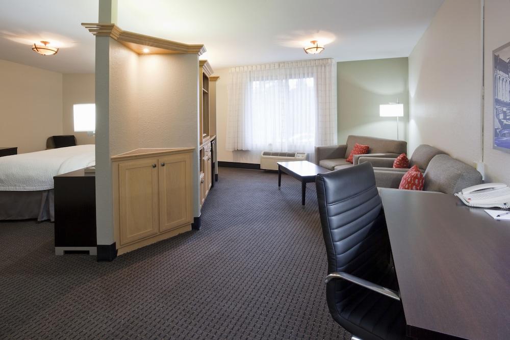 Carrollton Inn photo 12