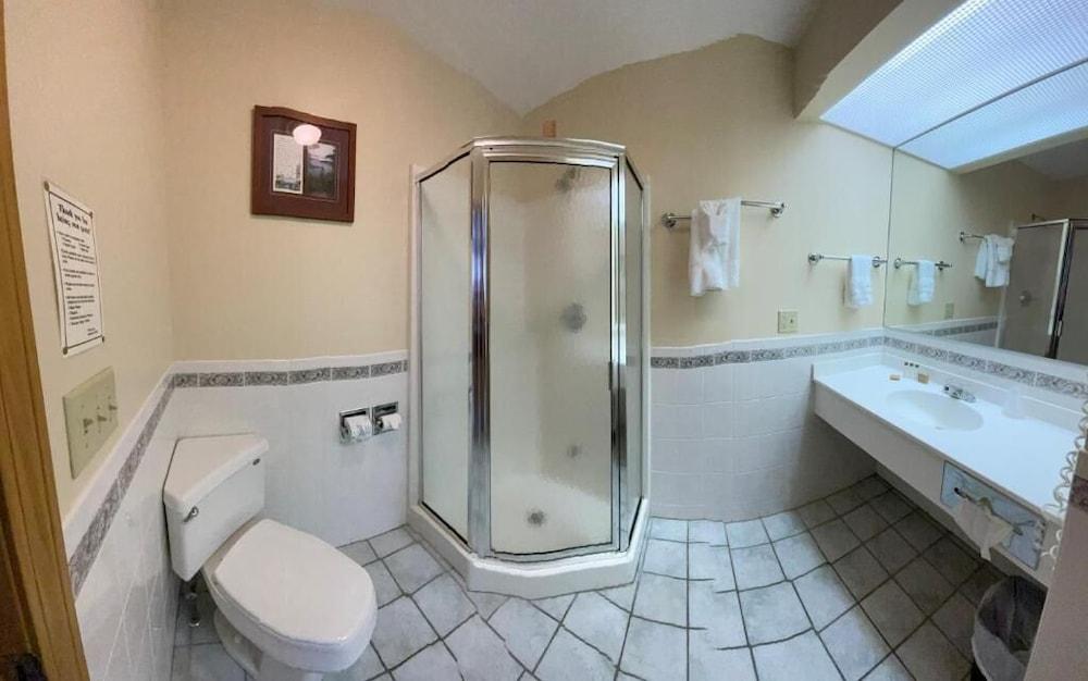 Mohican Resort Motel photo 34