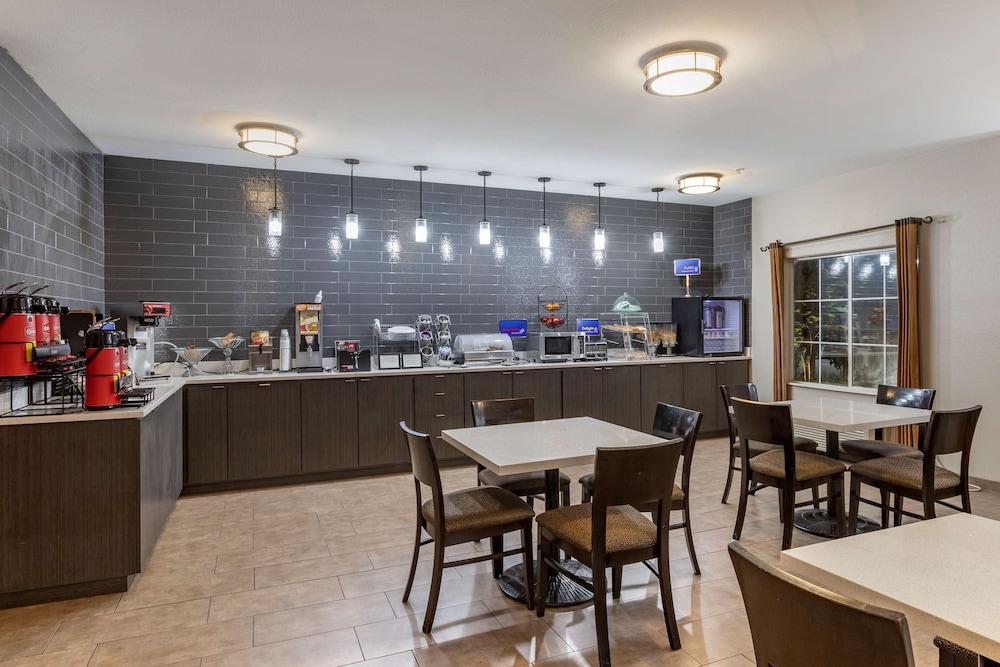 Best Western Oakdale Inn photo 28
