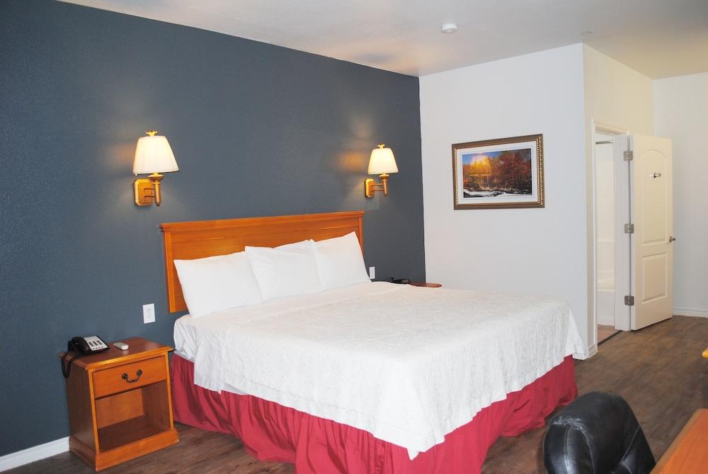 Bestway Inn photo 9