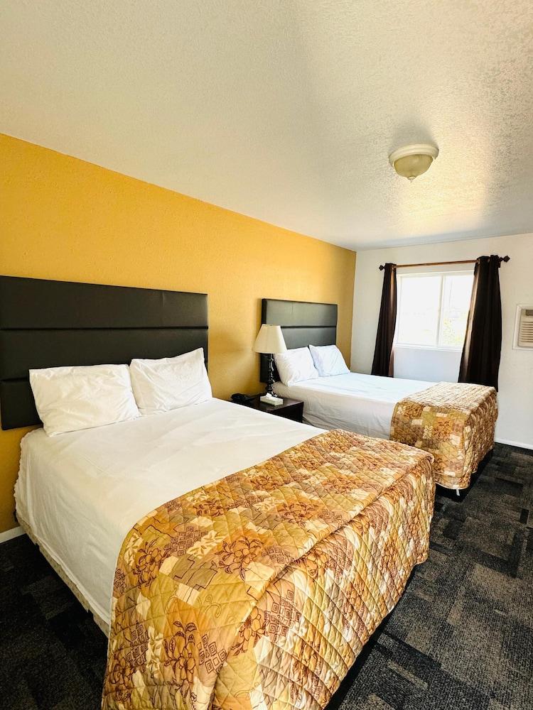 Americas Best Value Inn Salmon photo 3