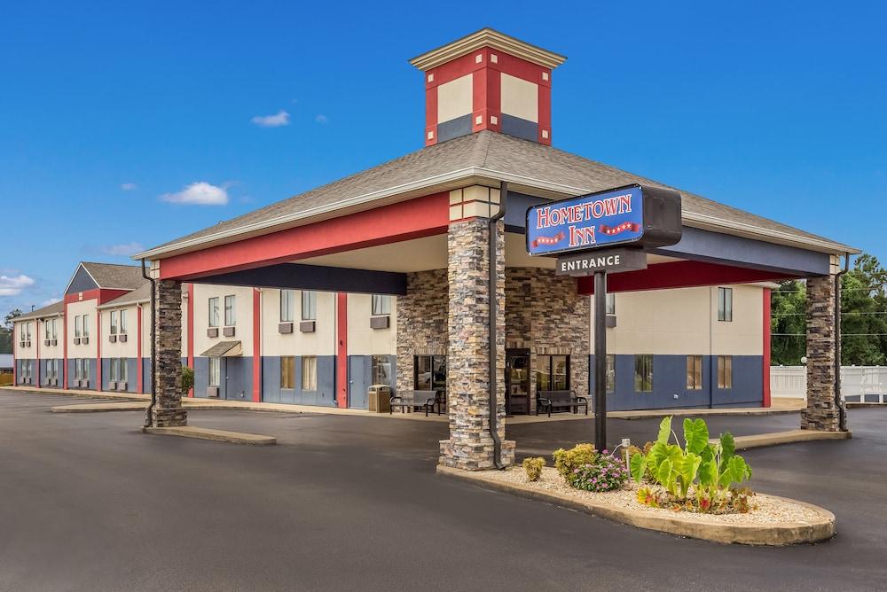 Hometown Inn photo 20