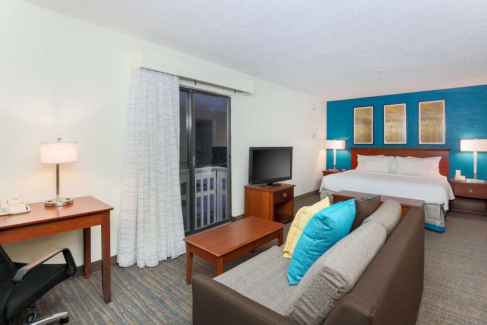 Hawthorn Suites by Wyndham Tinton Falls photo 19