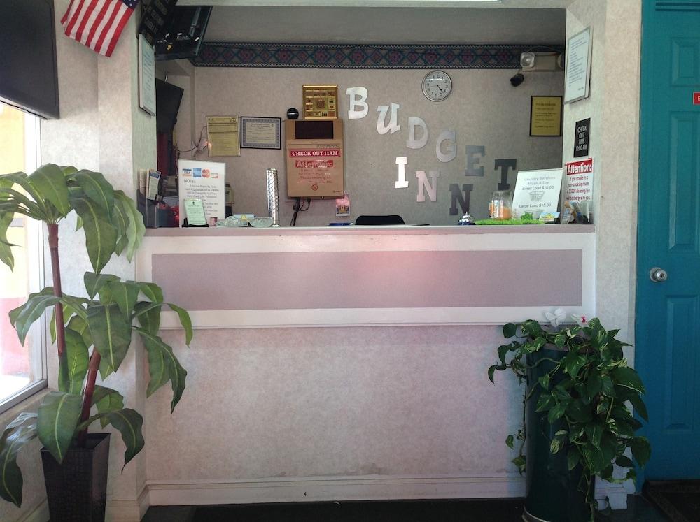 Budget Inn photo 2