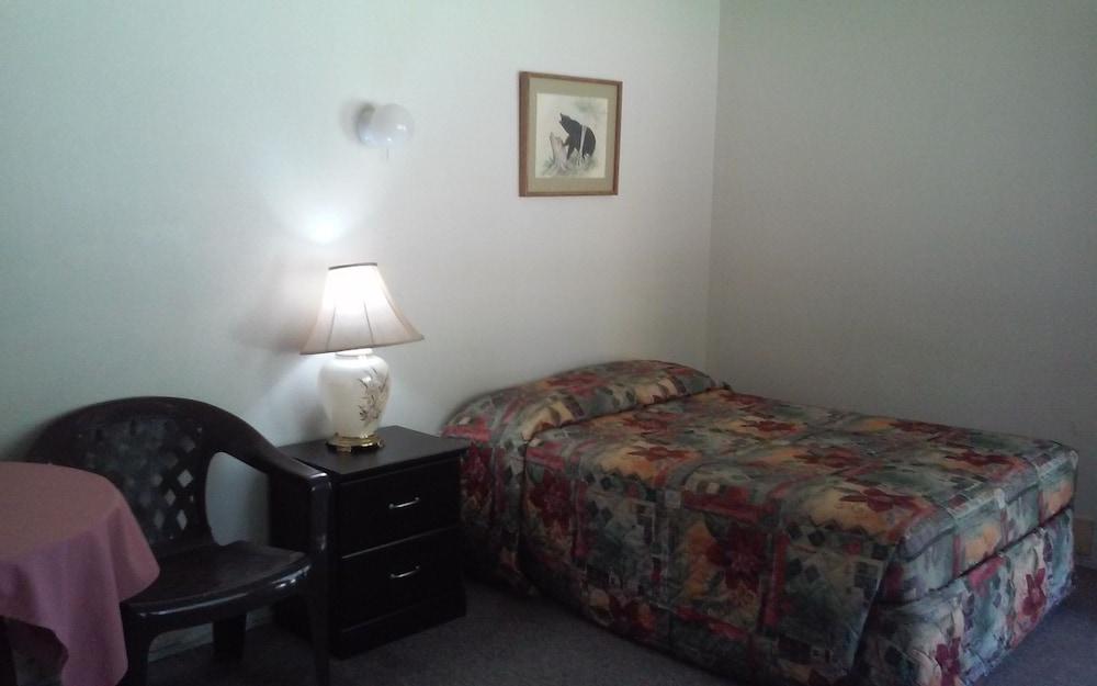 Sunny Valley Motel photo 1