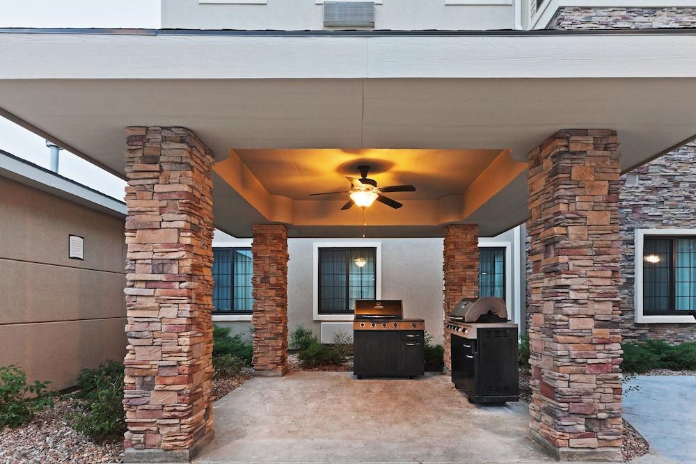 Staybridge Suites Wichita by IHG photo 28