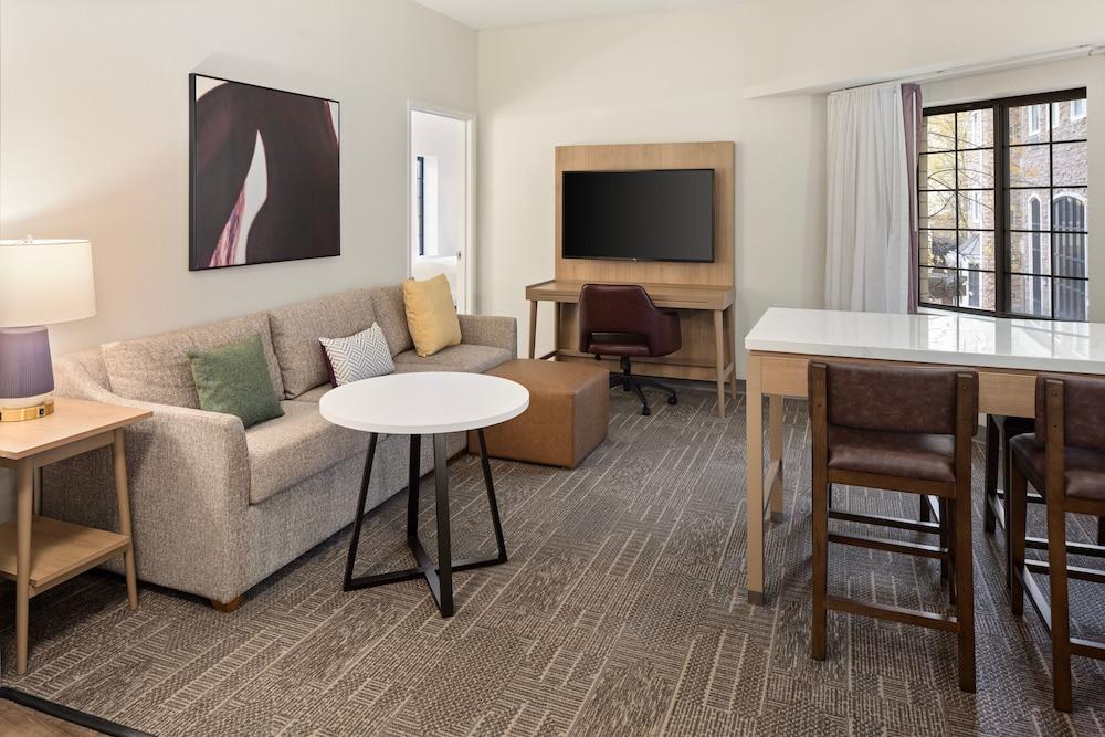 Staybridge Suites MPLS-Maple Grove/Arbor Lakes by IHG photo 18