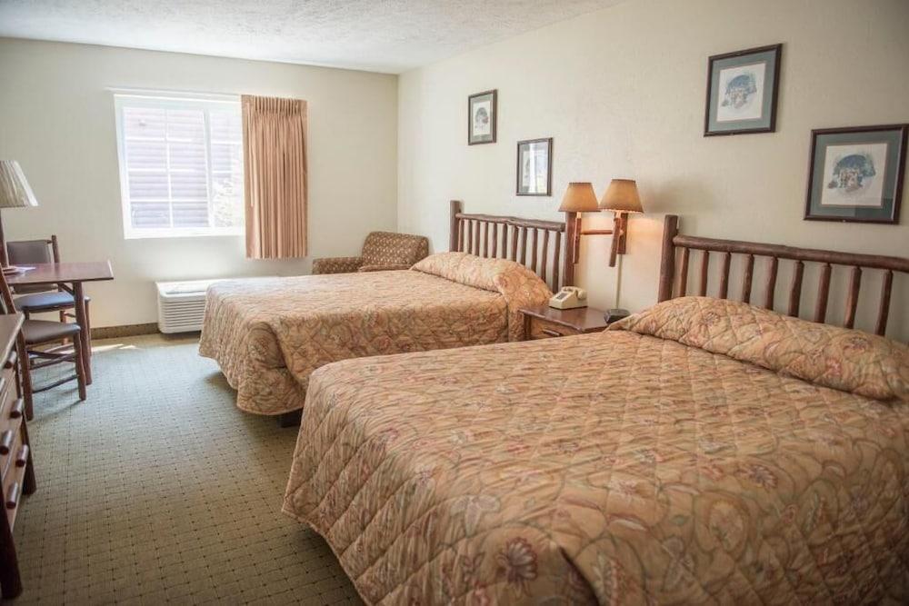Santas Lodge and Resort photo 5