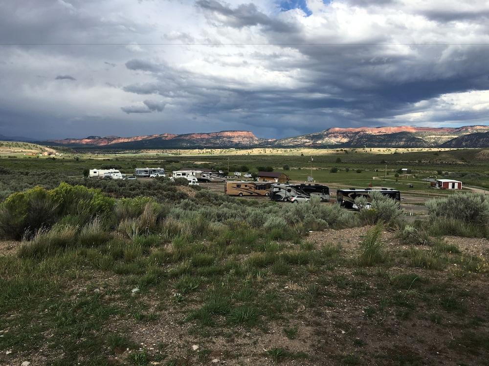 The Riverside Ranch RV Park, Motel & Campground photo 44