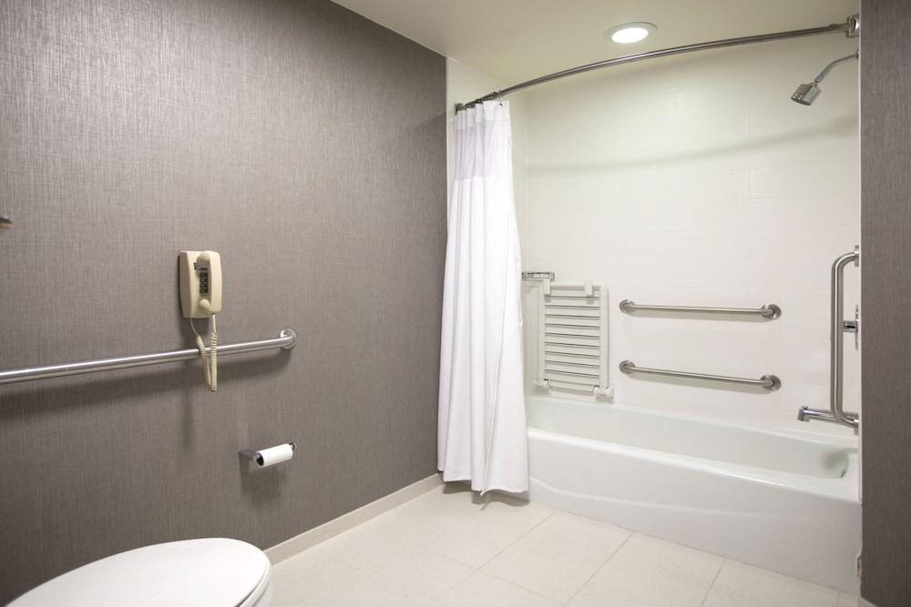 SpringHill Suites by Marriott Savannah Airport photo 5
