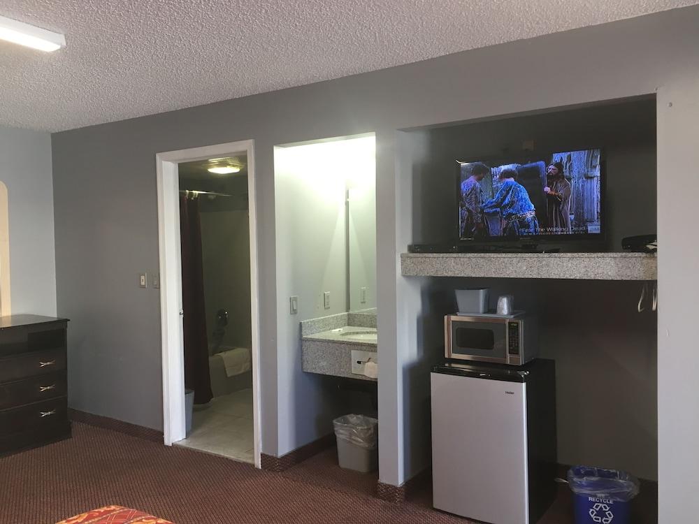 Haven Inn and Suites photo 32