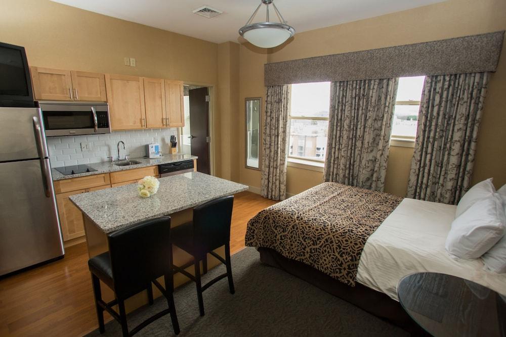 The Parker Inn & Suites photo 11