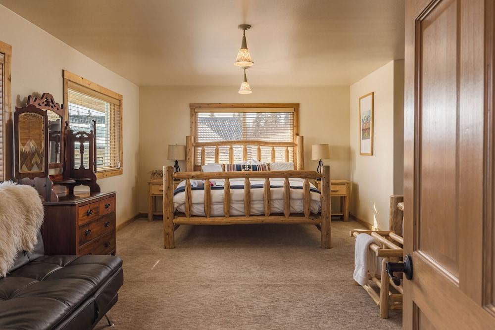 Majestic Valley Wilderness Lodge photo 16