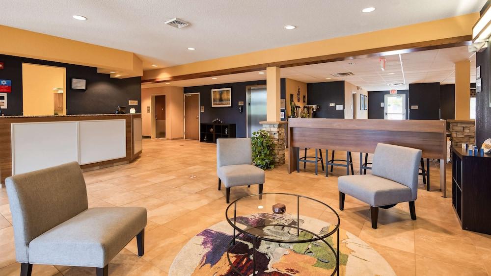 SureStay Plus Hotel by Best Western Keyser photo 23