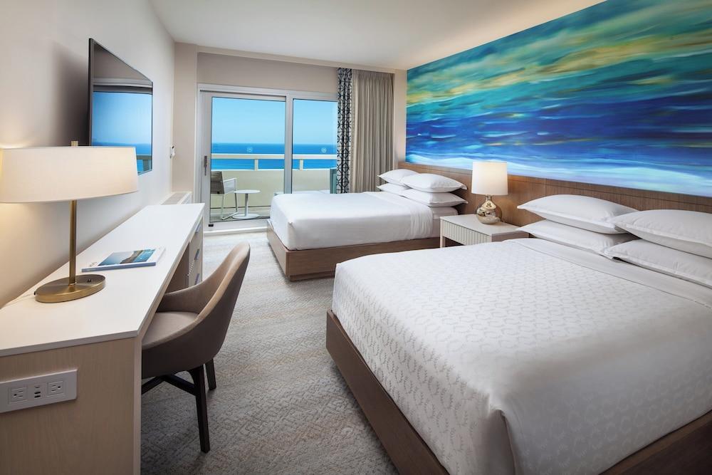 Sheraton Waikiki Beach Resort photo 12
