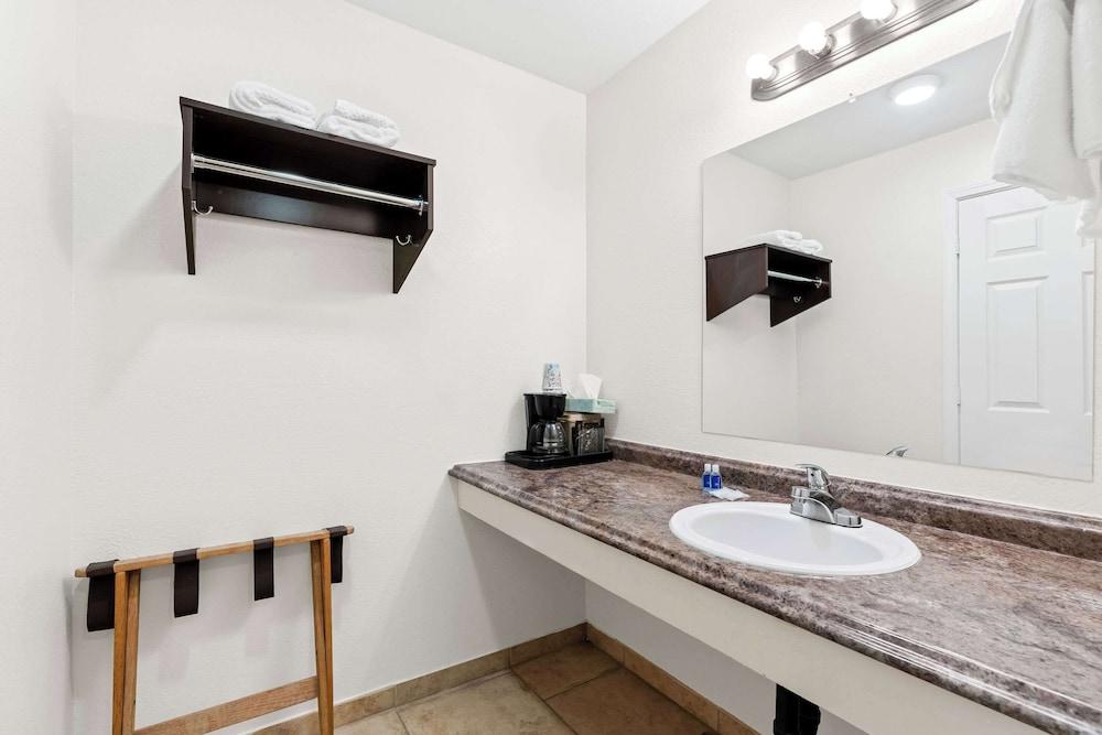 Rodeway Inn Hermiston - Umatilla photo 18