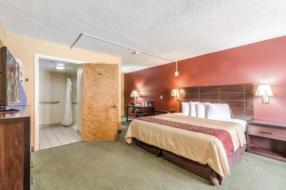Red Roof Inn Amarillo West photo 8