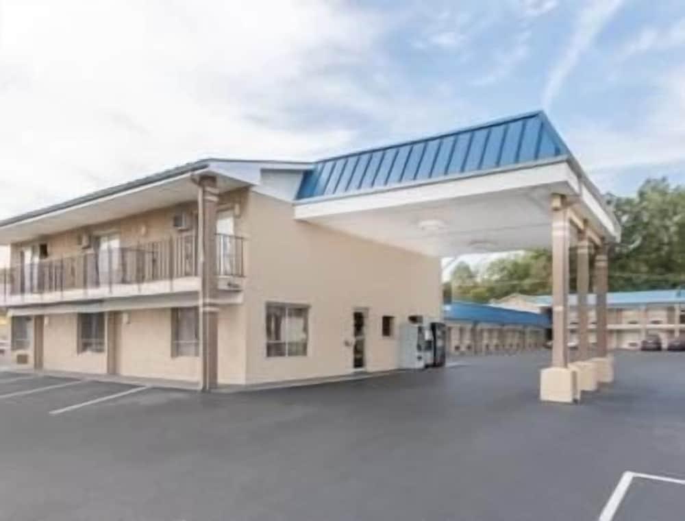 Days Inn by Wyndham Jacksonville — hotel in Jacksonville