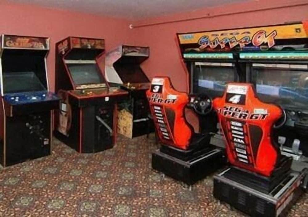 Crown Choice Inn & Suites Lakeview & Waterpark photo 8