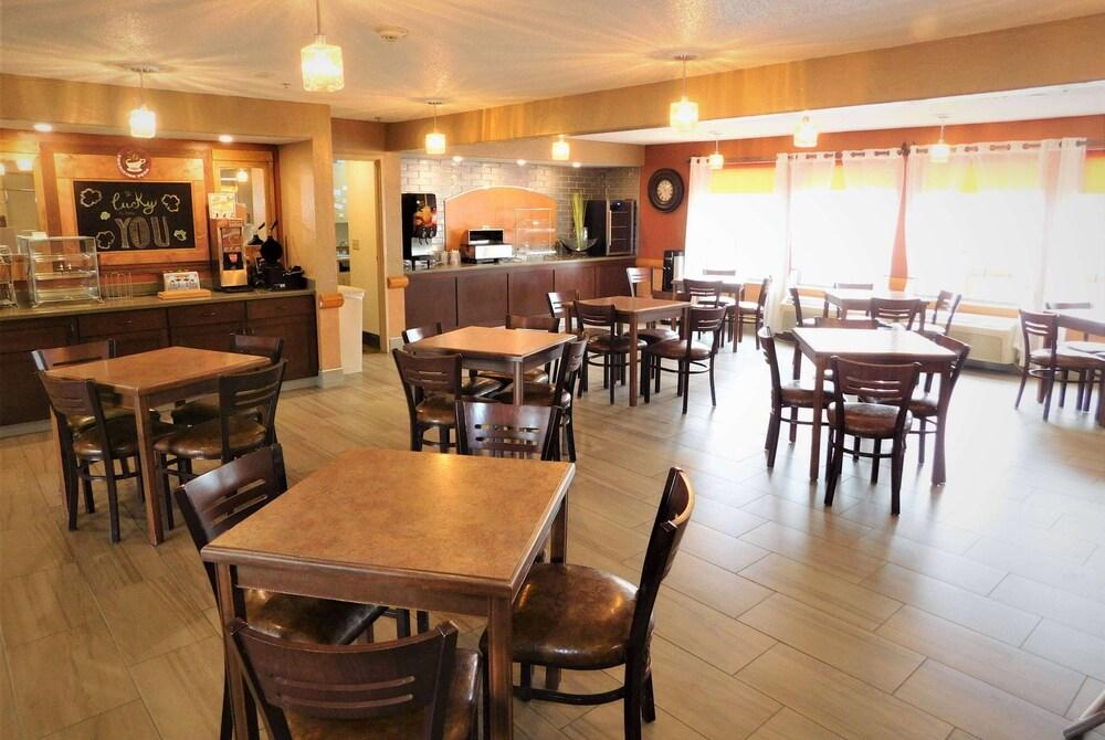 Comfort Inn & Suites Ogallala photo 16