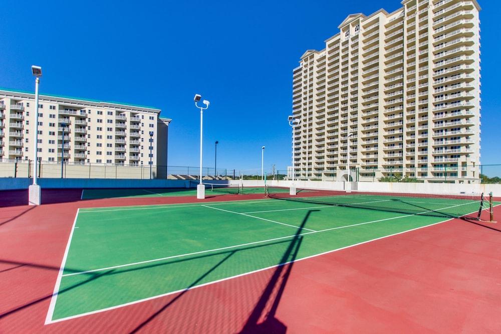 Surfside Resort photo 63