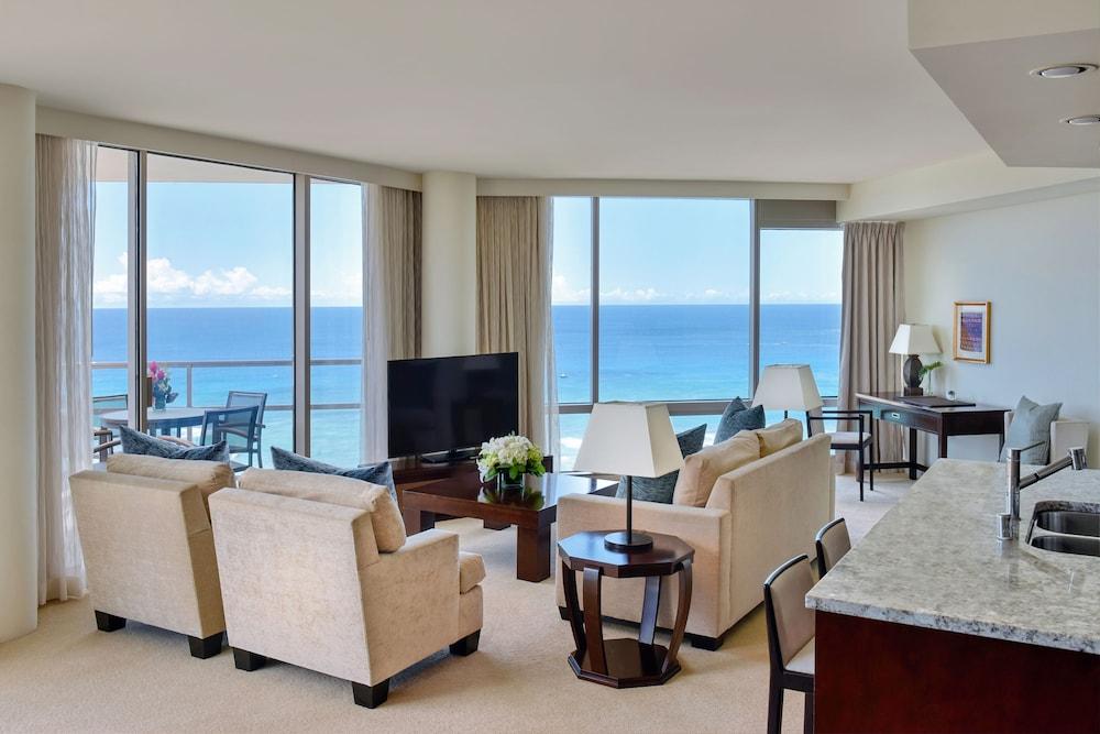 Ka Laʻi Waikiki Beach, LXR Hotels & Resorts photo 9