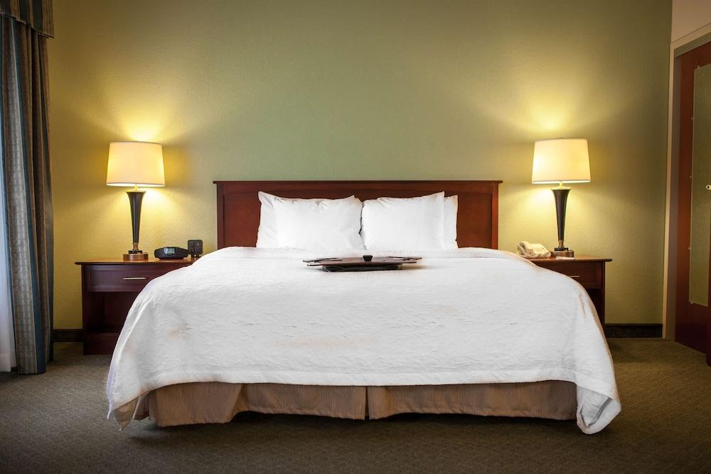 Hampton Inn & Suites Springfield-Southwest photo 6
