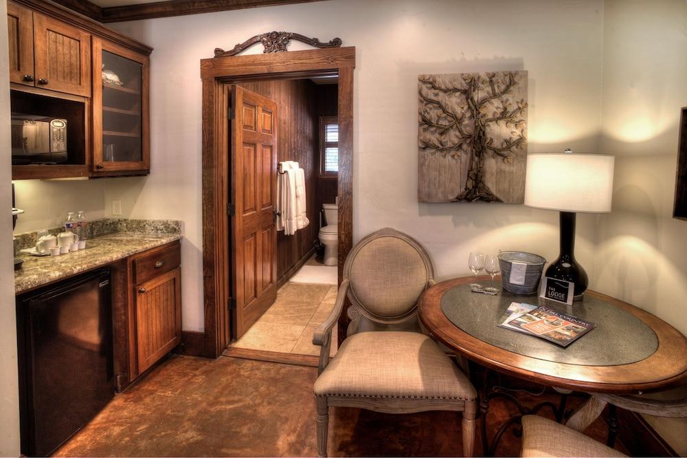 The Winchester Lodge photo 27