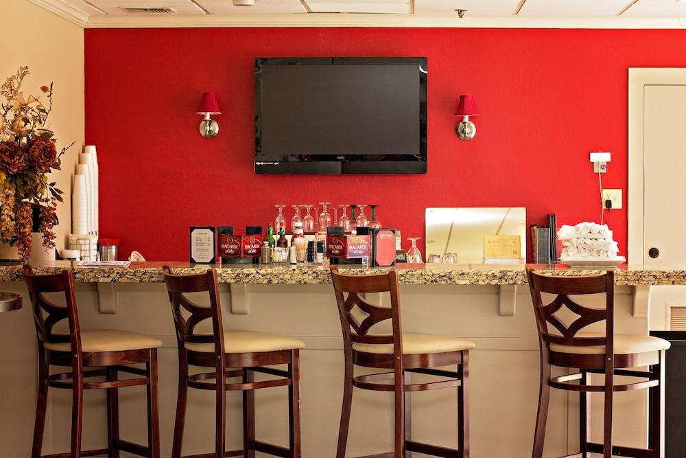 Ramada by Wyndham New Iberia photo 6