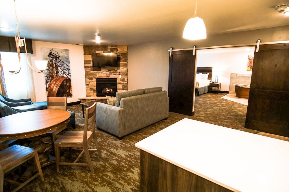 Copper King Convention Center, an Ascend Collection Hotel photo 48