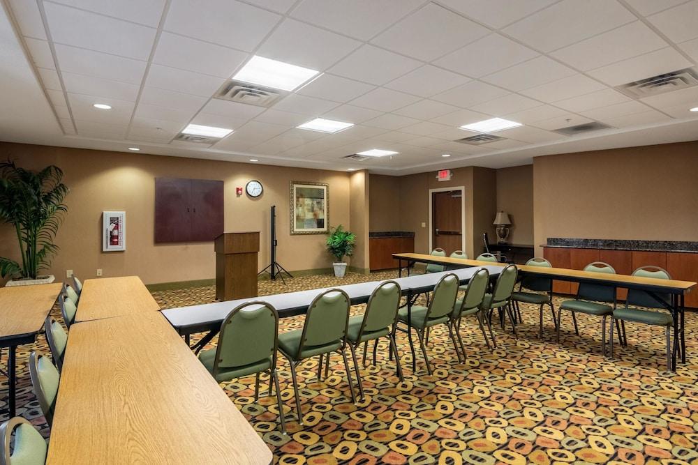 Comfort Suites Panama City Beach photo 37