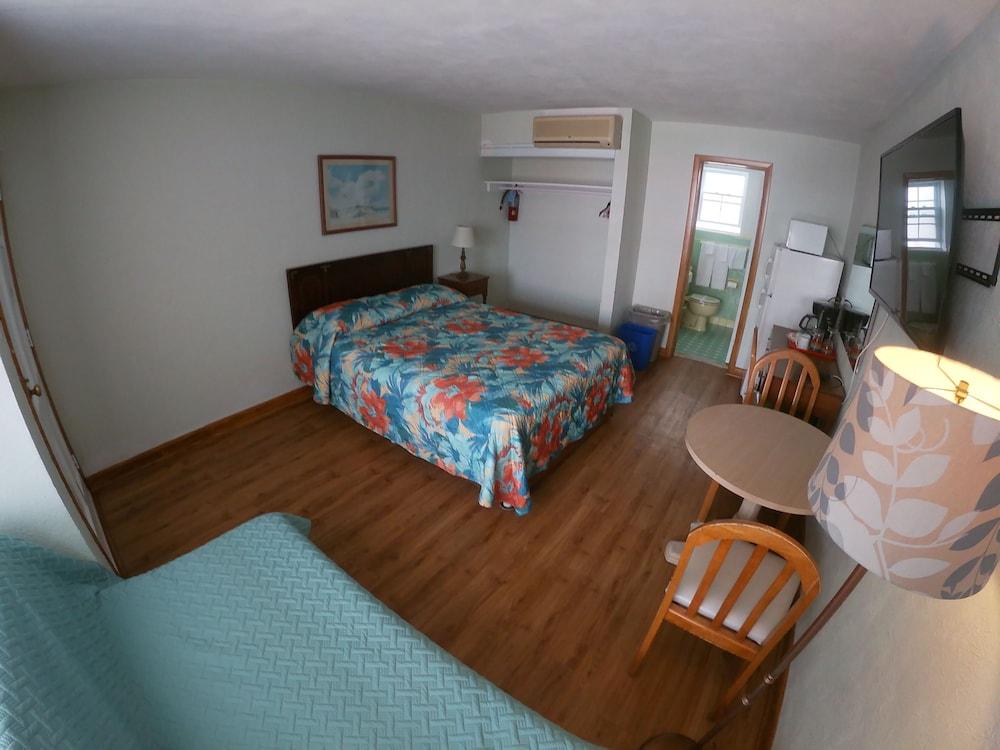 Sea Chest Motel photo 22