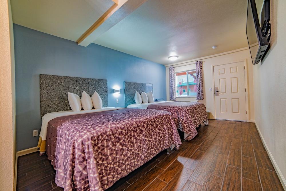 Turlock Inn photo 5