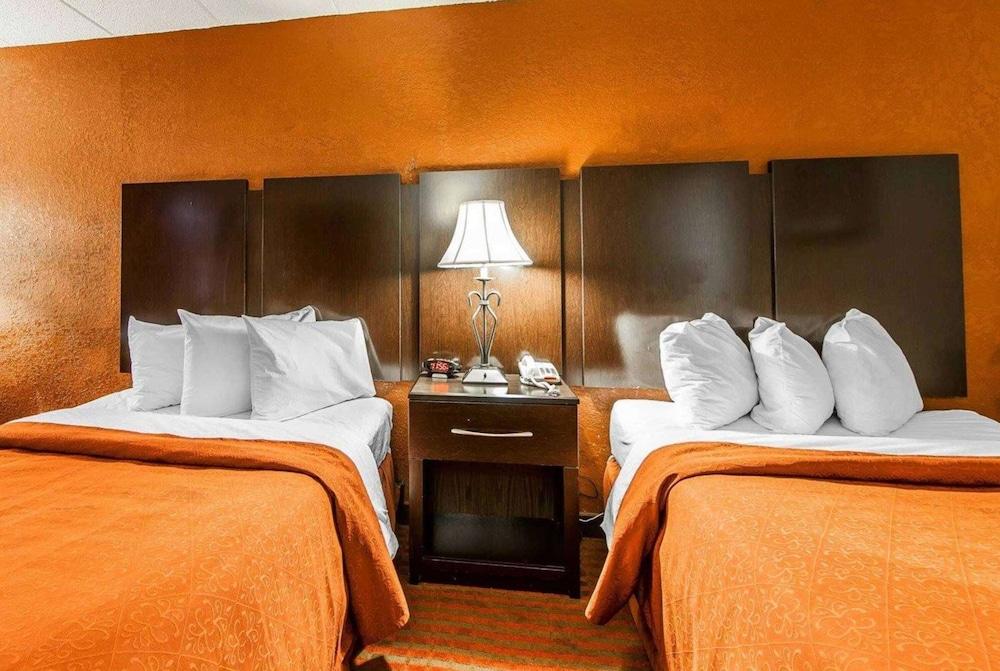 Wingate by Wyndham Marietta Conference Center photo 6