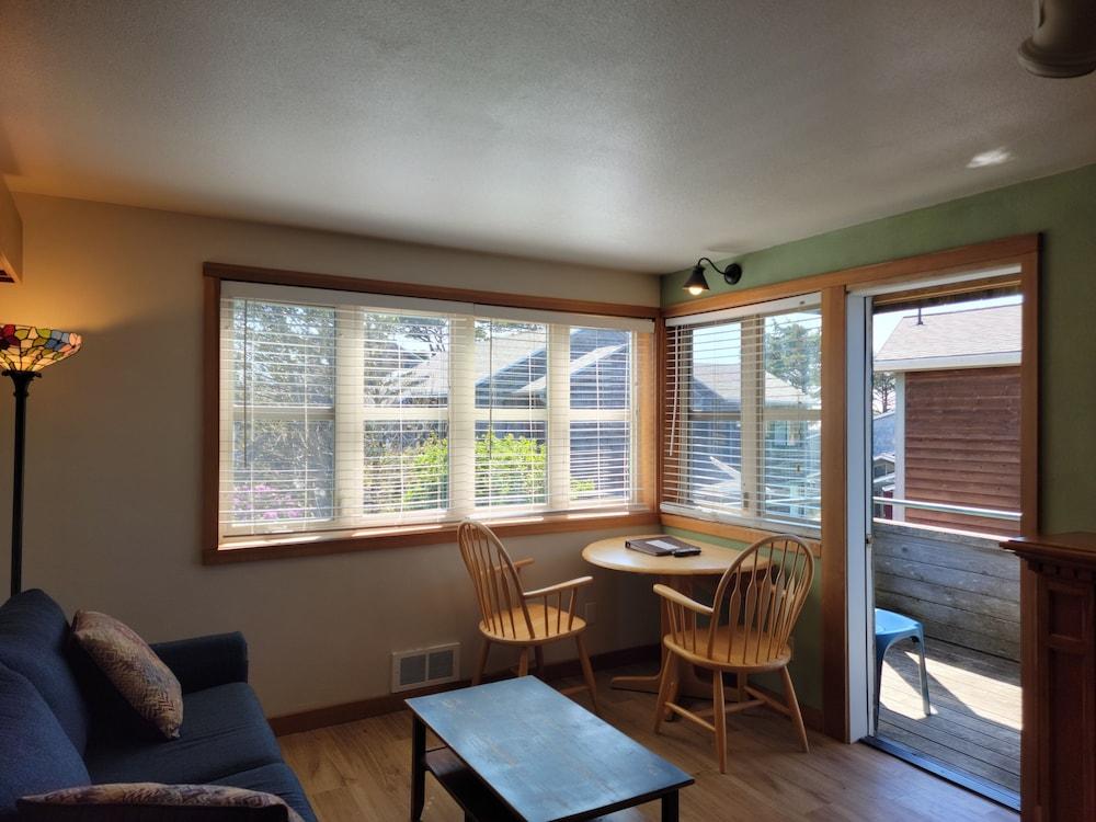 The Inn at Manzanita photo 10