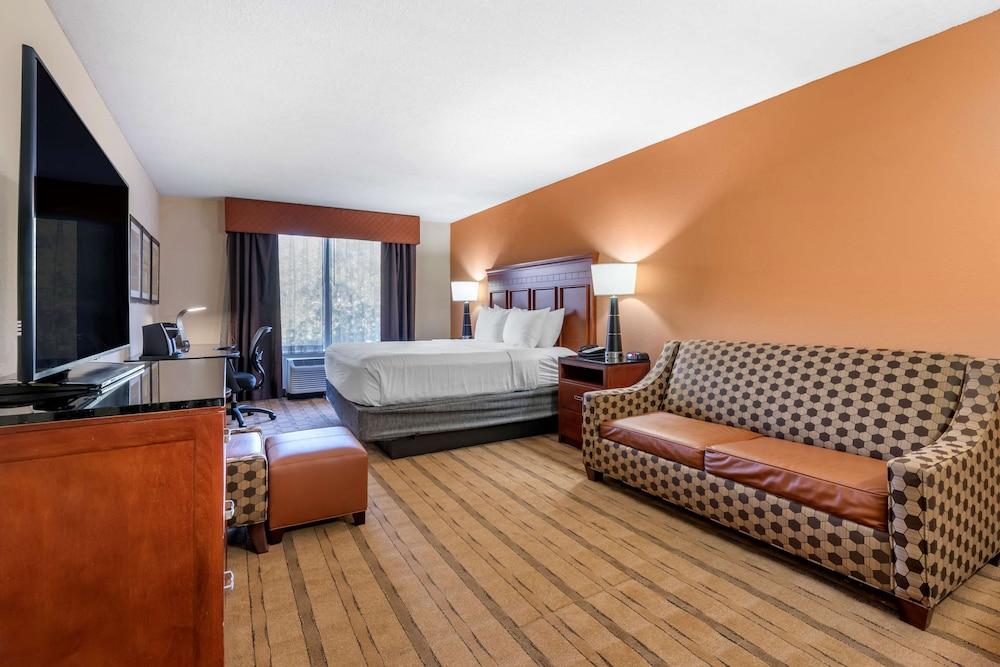 BW Plus Flagler Beach Area Inn & Suites photo 5