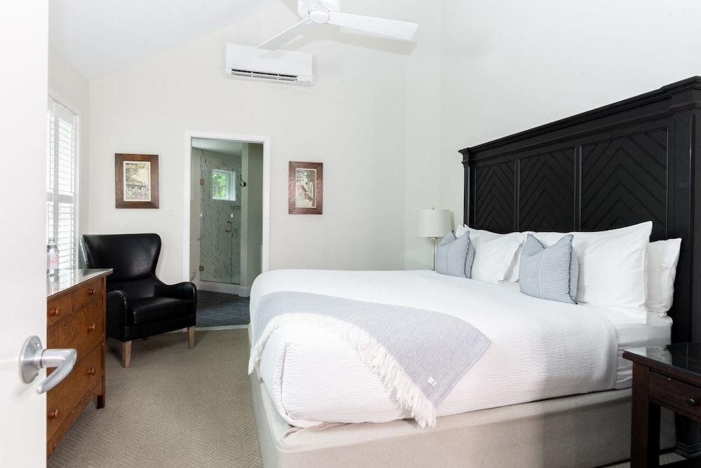 Briar Barn Inn photo 47