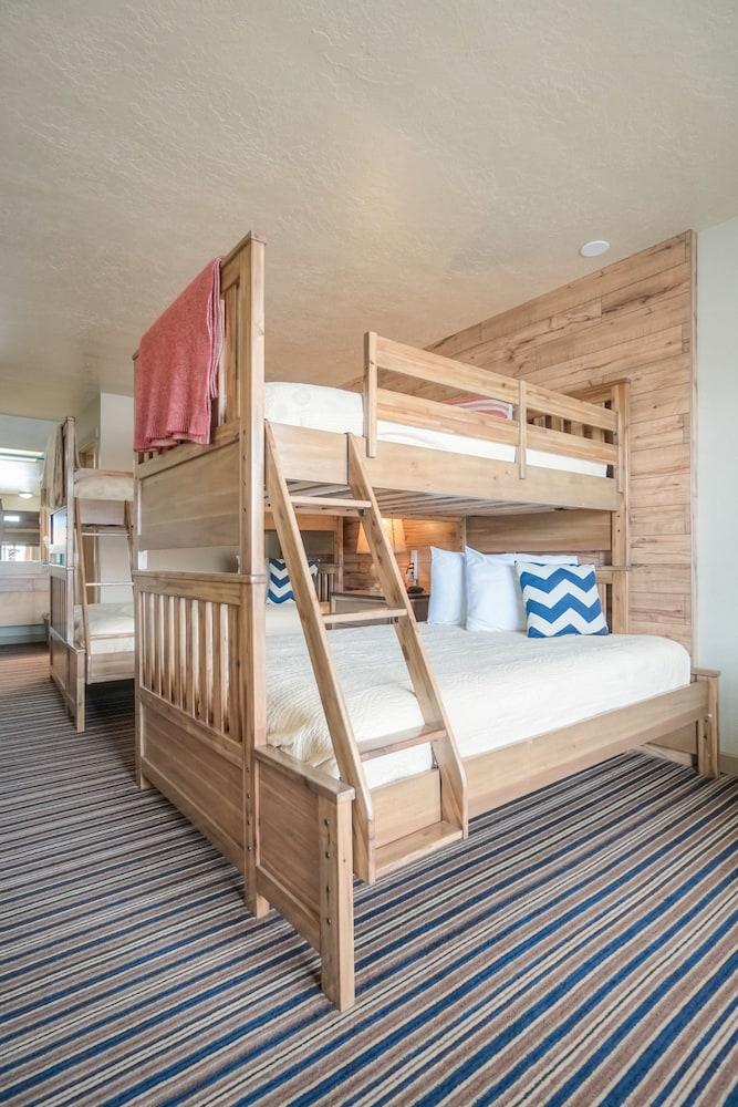 Blue Lakes Inn & Extended Stay photo 28