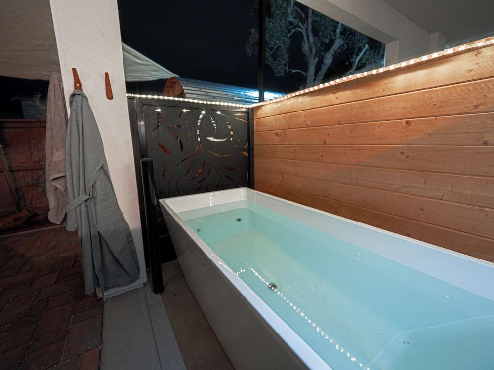 Rise Suites Oceanside photo 52