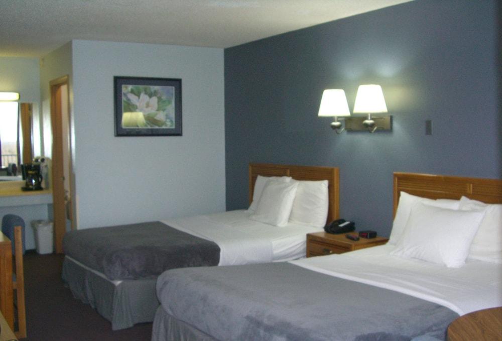 Quails Nest Inn and Suites photo 26