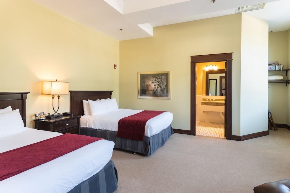 Hotel Winneshiek photo 3