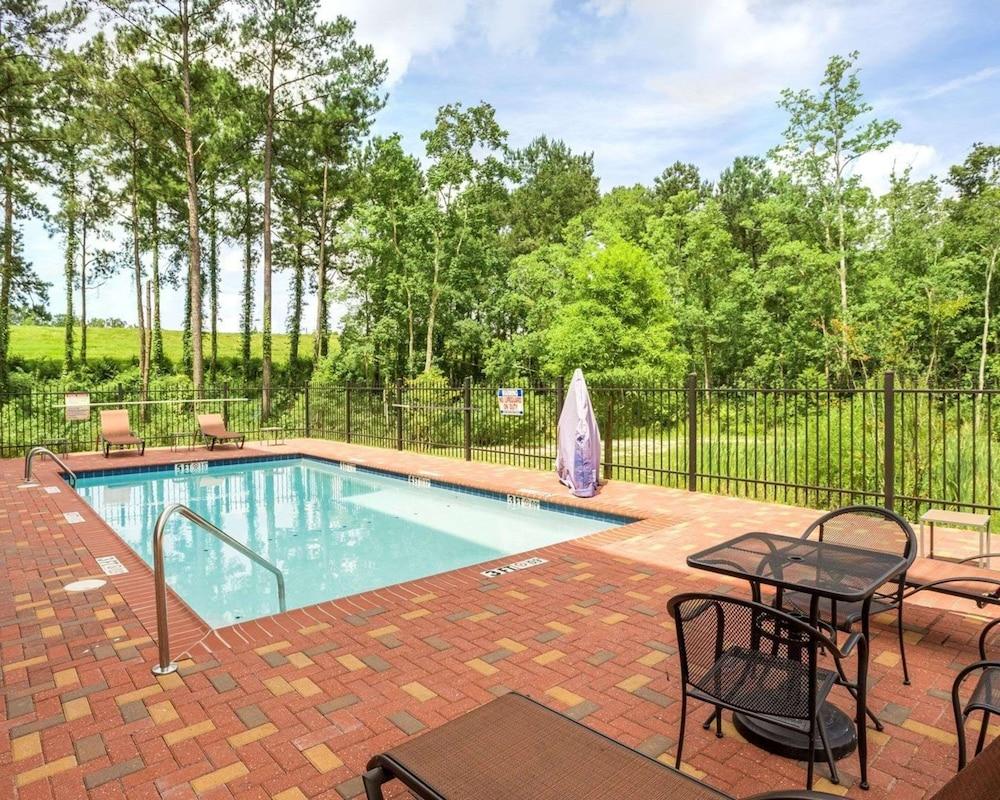 Comfort Suites Mandeville - Covington photo 39