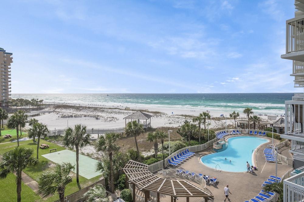 Pelican Beach Resort by Colasan photo 60