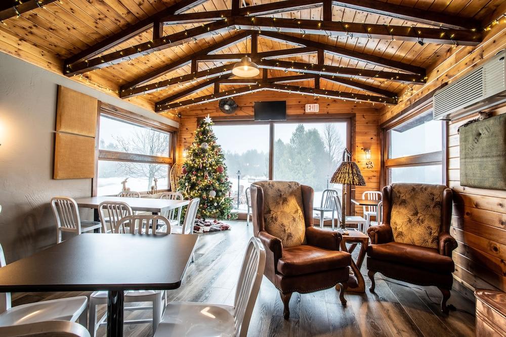 Open Hearth Lodge photo 44