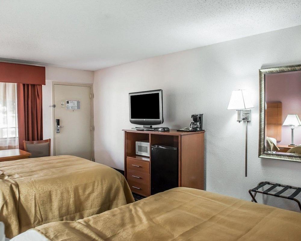 Quality Inn Marianna South photo 30