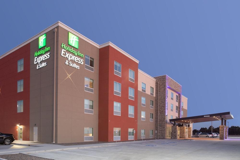 Holiday Inn Express & Suites Goodland I 70 by IHG — hotel in Goodland